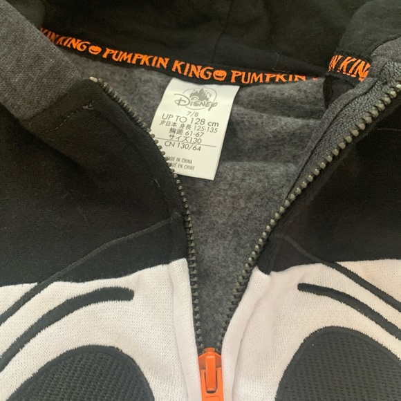 SOLD- Disney Nightmare Before Christmas zip-up hoodie - Picture 6 of 7